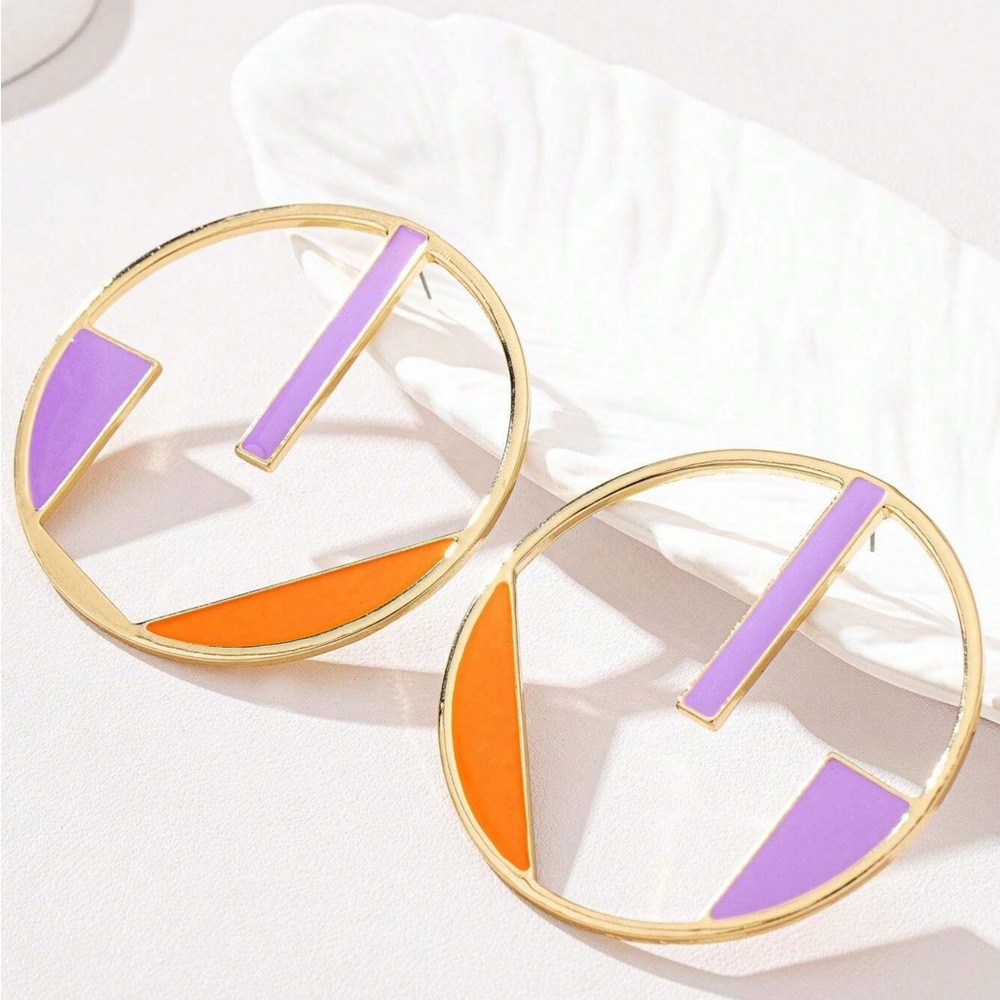 ✨NEW Hypoallergenic Gold-Tone Hoop Earrings with Purple and Red Enamel Accents - Picture 2 of 5